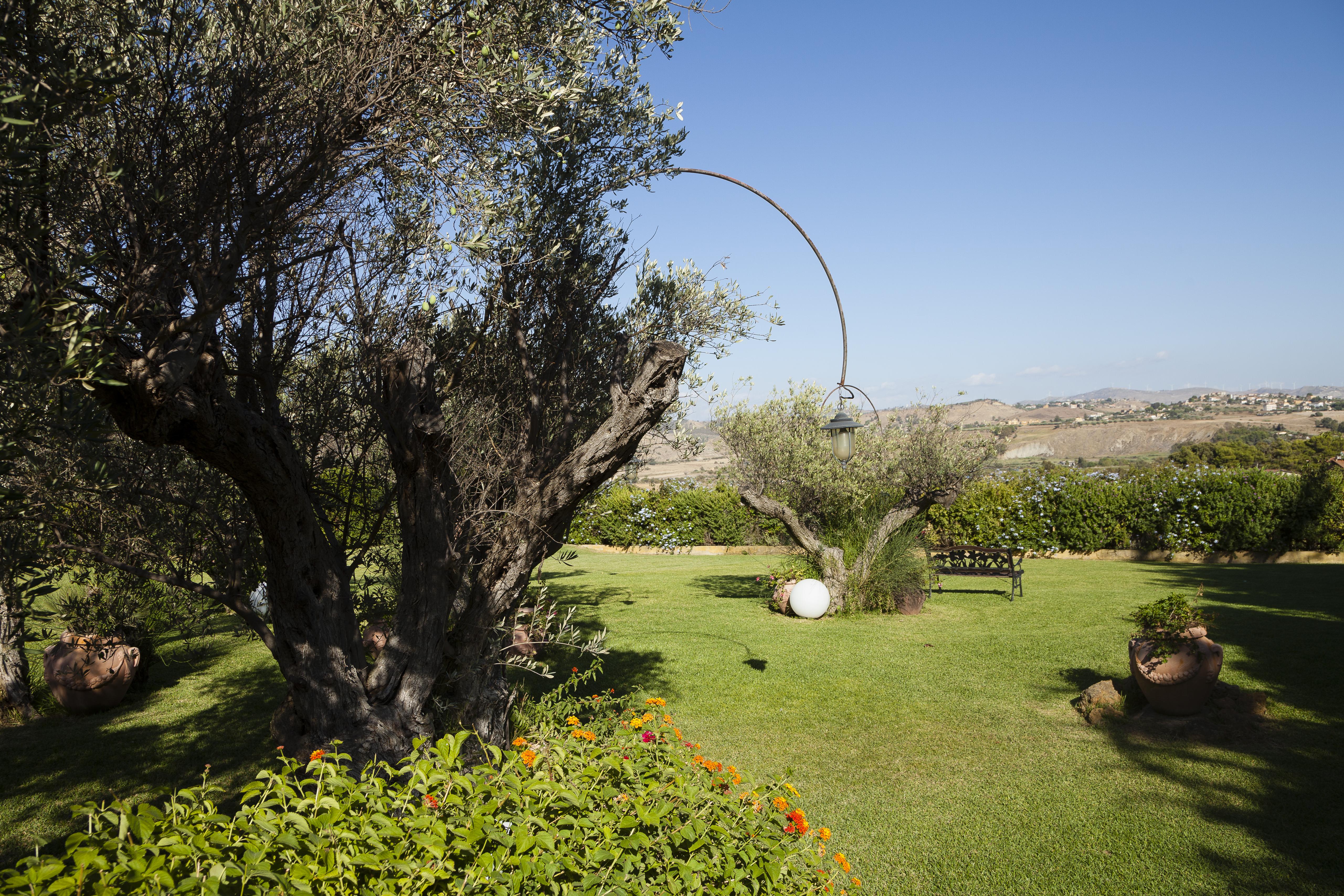 Hotel Foresteria Baglio Della Luna Agrigento Exteriör bild